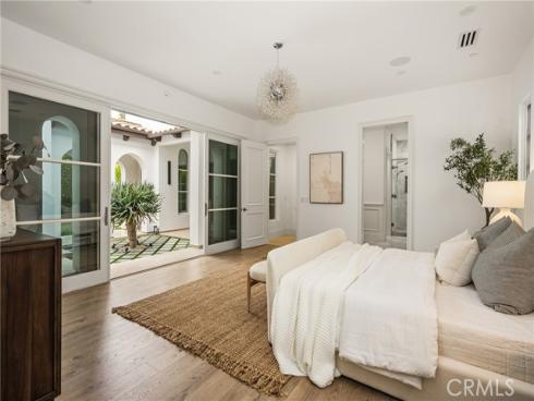 375 Santa Isabel Avenue, Newport Beach, CA