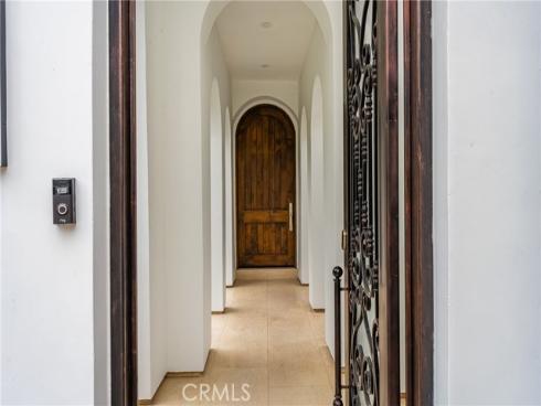 375 Santa Isabel Avenue, Newport Beach, CA