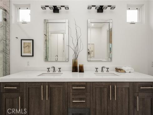 375 Santa Isabel Avenue, Newport Beach, CA