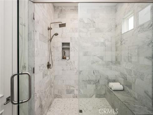 375 Santa Isabel Avenue, Newport Beach, CA