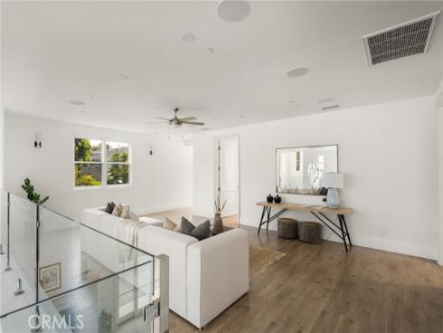 375 Santa Isabel Avenue, Newport Beach, CA