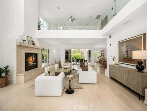 375 Santa Isabel Avenue, Newport Beach, CA