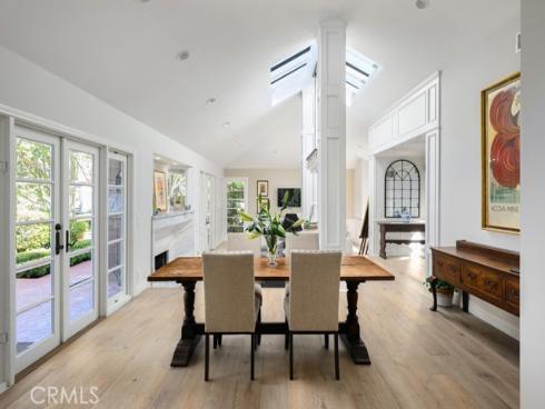 5 Vienna , Newport Beach, CA