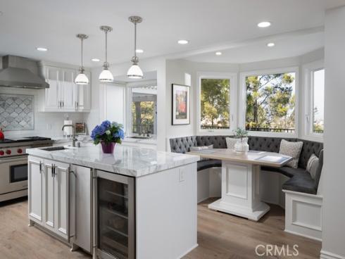 5 Vienna , Newport Beach, CA