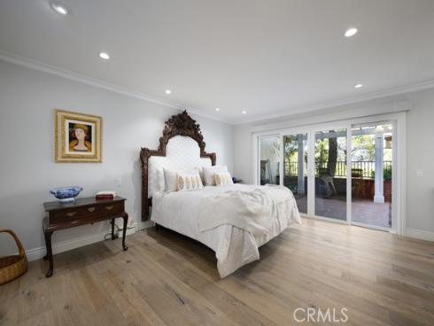 5 Vienna , Newport Beach, CA