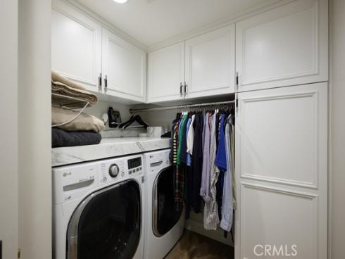 5 Vienna , Newport Beach, CA