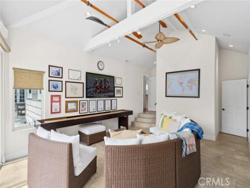 400 Aliso Avenue, Newport Beach, CA