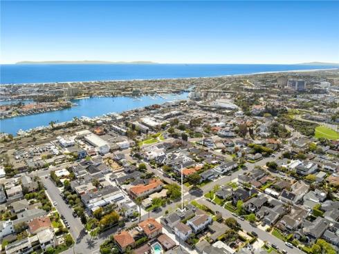 400 Aliso Avenue, Newport Beach, CA