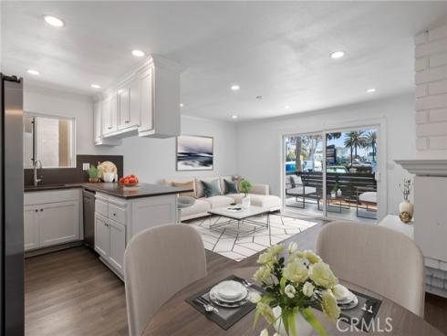 207 28th Street, Newport Beach, CA