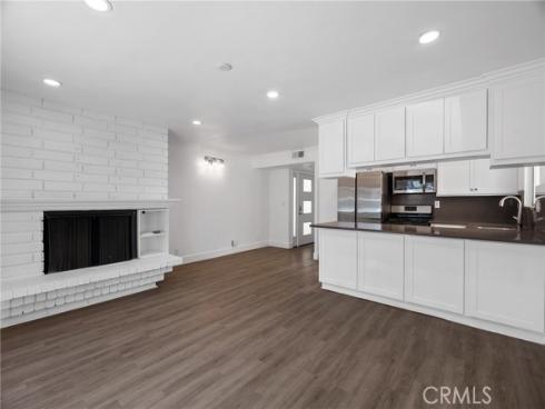 207 28th Street, Newport Beach, CA