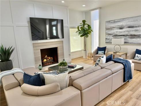 222  Ruby   Avenue, Newport Beach, CA