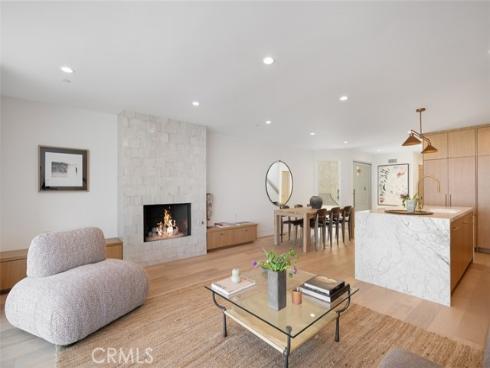 207 Canal Street, Newport Beach, CA