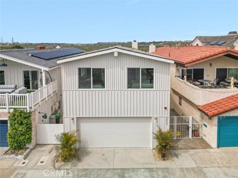 207 Canal Street, Newport Beach, CA