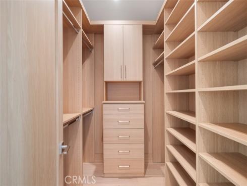 207 Canal Street, Newport Beach, CA