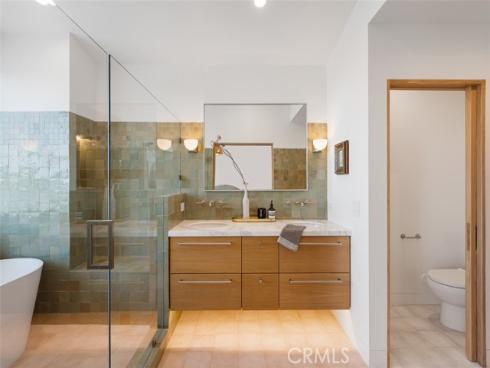 207 Canal Street, Newport Beach, CA