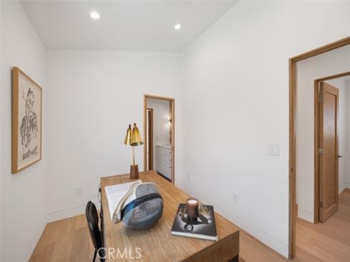 207 Canal Street, Newport Beach, CA