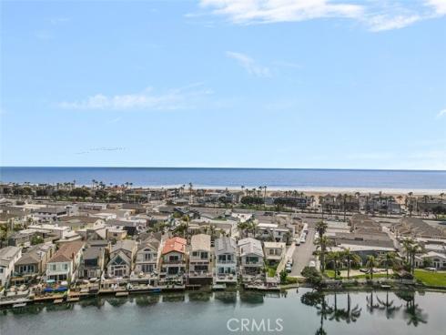 207 Canal Street, Newport Beach, CA