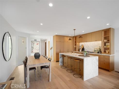 207 Canal Street, Newport Beach, CA