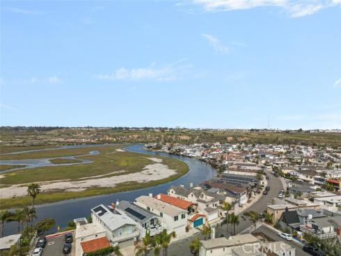 207 Canal Street, Newport Beach, CA