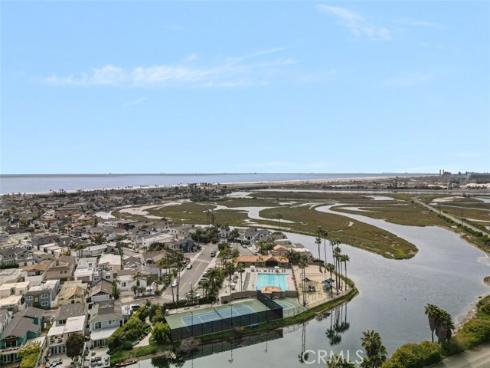 207 Canal Street, Newport Beach, CA