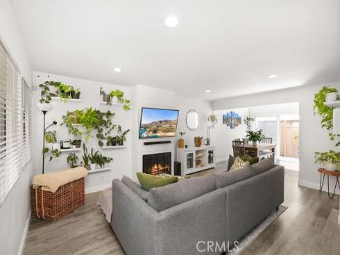 30 Starfish 14 Court, Newport Beach, CA