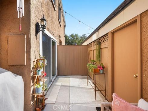 30 Starfish 14 Court, Newport Beach, CA