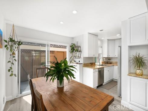 30 Starfish 14 Court, Newport Beach, CA