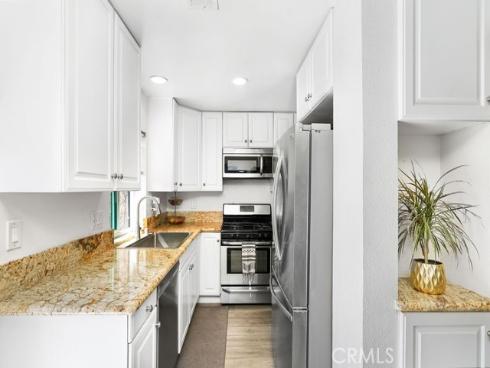 30 Starfish 14 Court, Newport Beach, CA