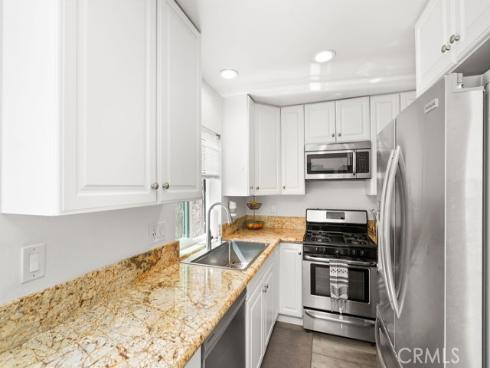 30 Starfish 14 Court, Newport Beach, CA