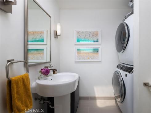 2516 Vista Baya , Newport Beach, CA