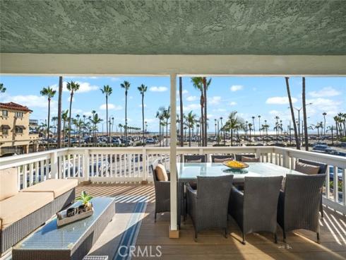 700 E Oceanfront , Newport Beach, CA