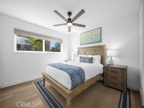 700 E Oceanfront , Newport Beach, CA