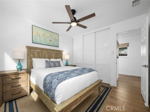 700 E Oceanfront , Newport Beach, CA