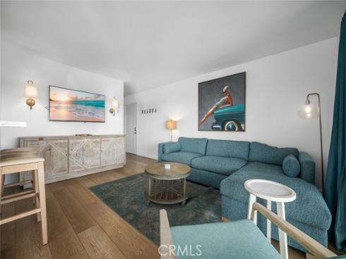 700 E Oceanfront , Newport Beach, CA