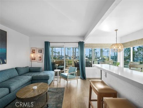 700 E Oceanfront , Newport Beach, CA