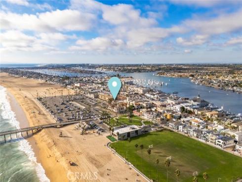 700 E Oceanfront , Newport Beach, CA