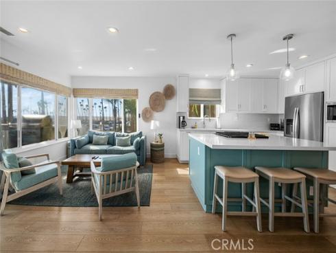 700 E Oceanfront , Newport Beach, CA