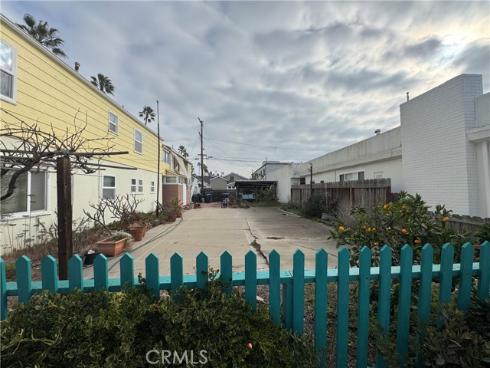 124  Sapphire   Avenue, Newport Beach, CA