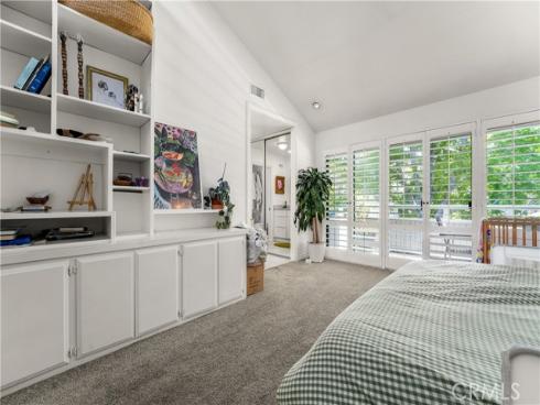 16 Barlovento 2 Court, Newport Beach, CA