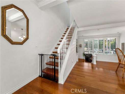 16 Barlovento 2 Court, Newport Beach, CA