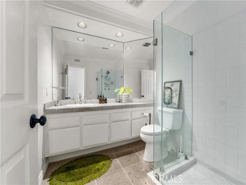 16 Barlovento 2 Court, Newport Beach, CA