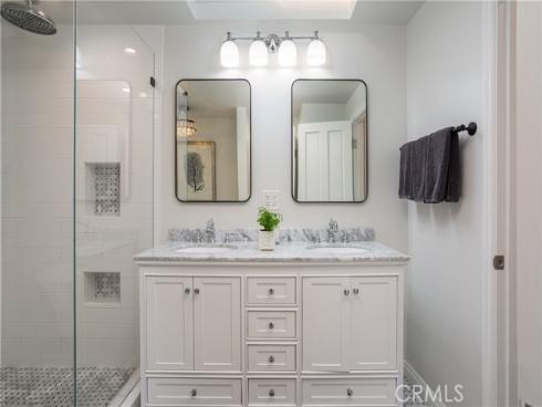 400 Catalina Drive, Newport Beach, CA