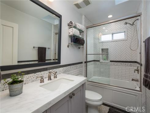 400 Catalina Drive, Newport Beach, CA