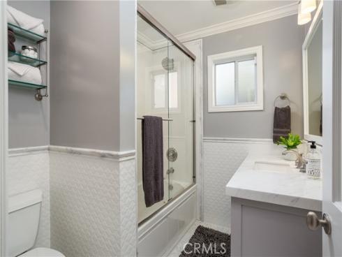 400 Catalina Drive, Newport Beach, CA