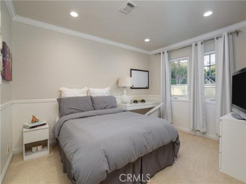 400 Catalina Drive, Newport Beach, CA