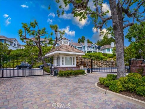 35 Northampton 118 Court, Newport Beach, CA