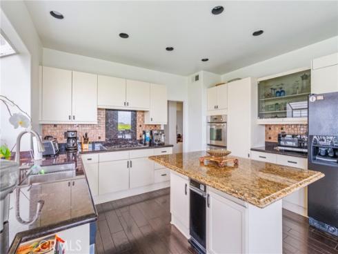 35 Northampton 118 Court, Newport Beach, CA