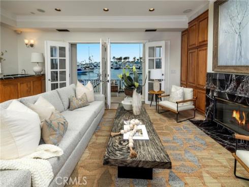 339  Via Lido Soud  , Newport Beach, CA