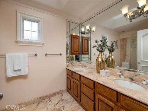 339  Via Lido Soud  , Newport Beach, CA