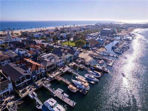 1436 W Bay Avenue, Newport Beach, CA